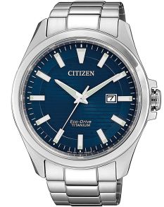 Klassisk armbandsklocka, men laddas av alla former av ljus - Citizen Supertitan Eco-Drive BM7470-84L