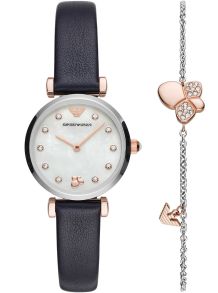Sexans tim-markör matchar det medföljande smyckesarmbandet - Emporio Armani Gianni T-Bar Set AR80036