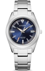 Silverfärgat titan med blå urtavla - Citizen Super Titanium FE6150-85L
