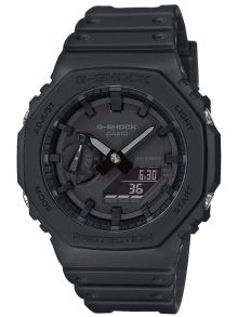 Häftigt dödssvart, med enbart lite grått som lättar upp - Casio G-Shock CasiOak GA-2100-1A1ER