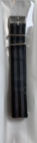 Ett armband i textil som passar till: Lars Wivallius Strap for Sthlm 1.0 Grey