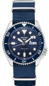 I blått och silver, med roterande bezel - Seiko 5 Sports Style Automatic SRPD51K2